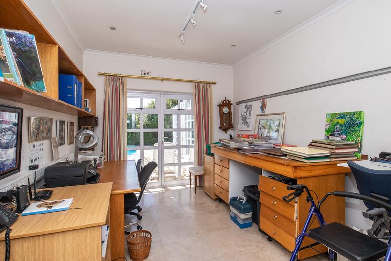 3 Bedroom Property for Sale in Constantia Western Cape